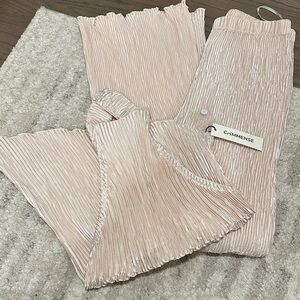 BNWT Commense Pleated Set in Champagne